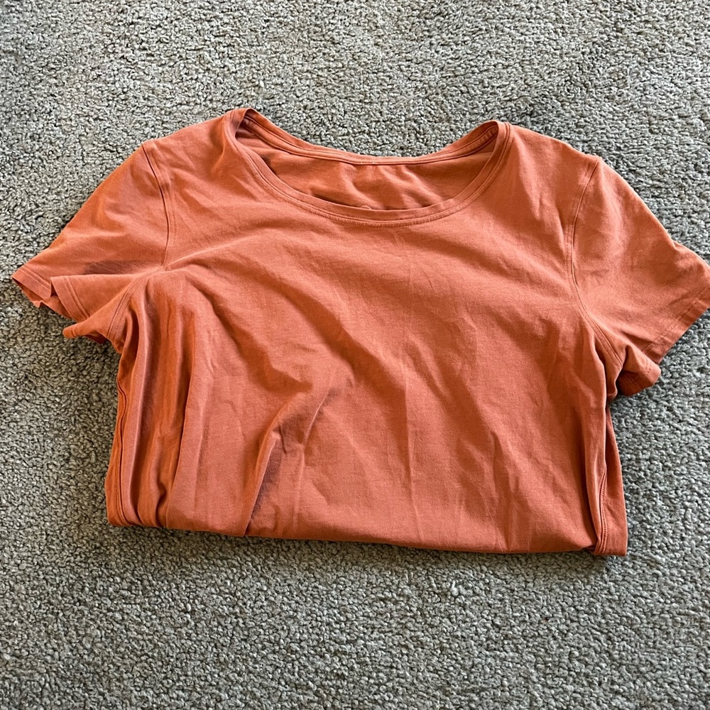 Lululemon Love Tee